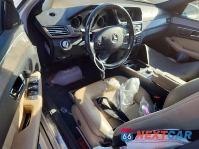 Zdjęcie 8 z 12 samochodu: 2010 MERCEDES-BENZ E 350 VIN:WDDHF5GB1AA053605 - miniatura