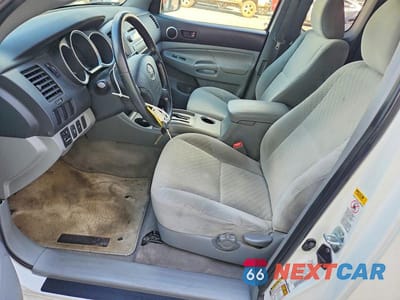 Zdjęcie 7 z 12 samochodu: 2011 TOYOTA TACOMA BASE VIN:5TFTX4CN2BX008330 - miniatura