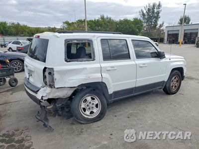 Trzecie zdjęcie samochodu z tyłu: 2016 JEEP PATRIOT SPORT VIN:1C4NJRBB1GD542345 - miniatura