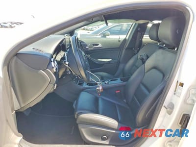 Zdjęcie 7 z 13 samochodu: 2019 MERCEDES-BENZ GLA 250 4MATIC VIN:WDCTG4GB2KU013135 - miniatura