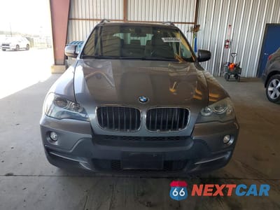 Piąte zdjęcie samochodu w środku: 2008 BMW X5 3.0I VIN:5UXFE43578L004727 - miniatura