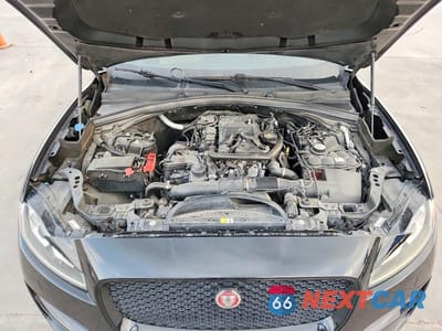 Zdjęcie 12 z 13 samochodu: 2018 JAGUAR F-PACE PREMIUM 25T VIN:SADCJ2FX2JA266081 - miniatura