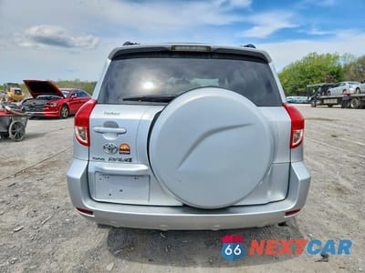 Zdjęcie 6 z 12 samochodu: 2008 TOYOTA RAV4 BASE VIN:JTMZD33V685099121 - miniatura