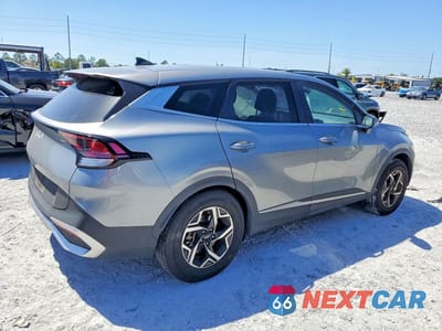 Trzecie zdjęcie samochodu z tyłu: 2024 KIA SPORTAGE LX VIN:KNDPU3DF6R7275881 - miniatura