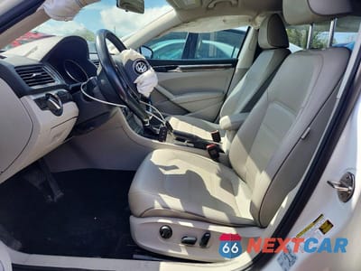 Zdjęcie 7 z 12 samochodu: 2018 VOLKSWAGEN PASSAT SE VIN:1VWBA7A31JC026532 - miniatura