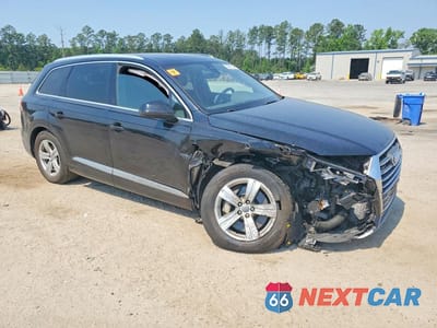 Czwarte zdjęcie samochodu z boku: 2018 AUDI Q7 PREMIUM VIN:WA1AHAF78JD007337 - miniatura