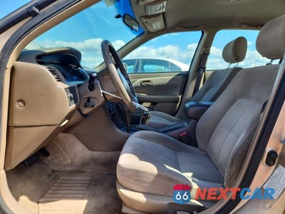 Zdjęcie 7 z 11 samochodu: 2000 TOYOTA CAMRY LE VIN:JT2BG22K9Y0459448 - miniatura