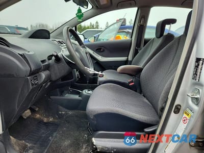 Zdjęcie 7 z 12 samochodu: 2010 TOYOTA YARIS BASE VIN:JTDKT4K31A5314811 - miniatura