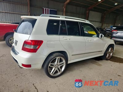 Trzecie zdjęcie samochodu z tyłu: 2012 MERCEDES-BENZ GLK 350 VIN:WDCGG5GB4CF773094 - miniatura