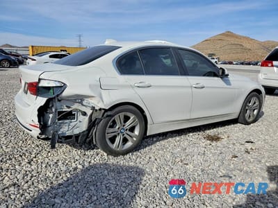 Trzecie zdjęcie samochodu z tyłu: 2018 BMW 330 I VIN:WBA8B9G51JNV00205 - miniatura