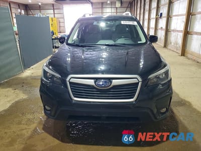 Piąte zdjęcie samochodu w środku: 2021 SUBARU FORESTER PREMIUM VIN:JF2SKAFC6MH468785 - miniatura