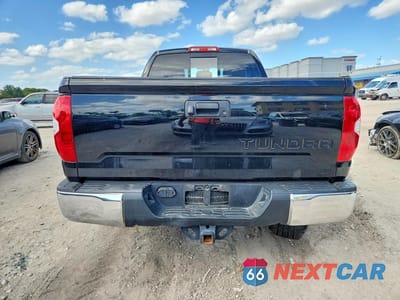 Zdjęcie 6 z 12 samochodu: 2016 TOYOTA TUNDRA SR5 VIN:5TFRM5F14GX100502 - miniatura