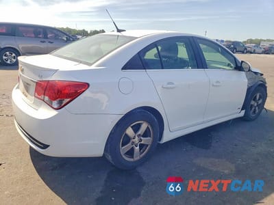 Trzecie zdjęcie samochodu z tyłu: 2014 CHEVROLET CRUZE LT VIN:1G1PC5SB3E7196539 - miniatura