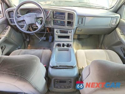 Zdjęcie 8 z 11 samochodu: 2003 GMC SIERRA K1500 HEAVY DUTY VIN:1GTGK13U73F187039 - miniatura