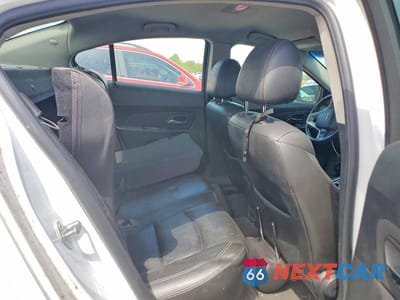 Zdjęcie 10 z 12 samochodu: 2012 CHEVROLET CRUZE LT VIN:1G1PG5SC1C7235395 - miniatura