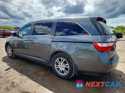 Drugie zdjęcie samochodu z przodu: 2013 HONDA ODYSSEY EXL VIN:5FNRL5H62DB060115 - miniatura