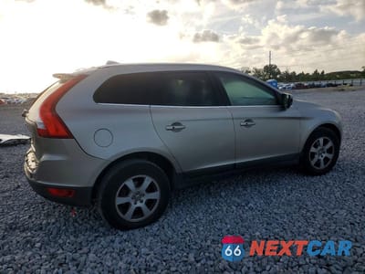 Trzecie zdjęcie samochodu z tyłu: 2012 VOLVO XC60 3.2 VIN:YV4952DL3C2264991 - miniatura