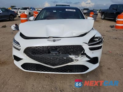 Piąte zdjęcie samochodu w środku: 2025 GENESIS G70 2.5T SPORT PRESTIGE VIN:KMTG34SC6SU158330 - miniatura