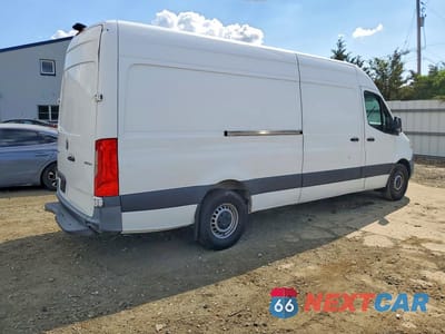 Trzecie zdjęcie samochodu z tyłu: 2021 MERCEDES BENZ SPRINTER 2500 DELIVERY VAN VIN:W1W40CHY1MT056549 - miniatura