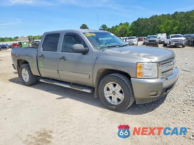 Czwarte zdjęcie samochodu z boku: 2008 CHEVROLET SILVERADO K1500 VIN:2GCEK13M281214265 - miniatura