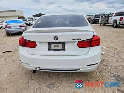 Zdjęcie 6 z 12 samochodu: 2013 BMW 328 I VIN:WBA3A5C50DF601522 - miniatura