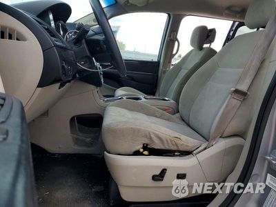 Zdjęcie 7 z 13 samochodu: 2014 DODGE GRAND CARAVAN SXT VIN:2C4RDGCGXER420486 - miniatura