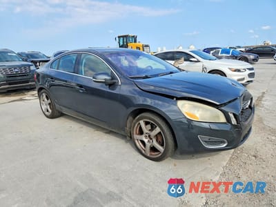 Czwarte zdjęcie samochodu z boku: 2012 VOLVO S60 T5 VIN:YV1622FS0C2092917 - miniatura