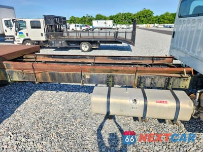 Zdjęcie 10 z 13 samochodu: 2015 FREIGHTLINER M2 106 MED - SEMI TRUCK VIN:3ALACWDT2FDGF5301 - miniatura