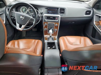 Zdjęcie 8 z 12 samochodu: 2013 VOLVO S60 VIN:YV1902FHXD2217060 - miniatura