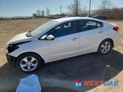 2017 KIA FORTE EX 3KPFL4A8XHE073778 - główne zdjęcie licytacji z USA - miniatura