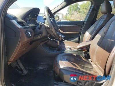 Zdjęcie 7 z 13 samochodu: 2017 BMW X1 XDRIVE28I VIN:WBXHT3C37H5F79865 - miniatura
