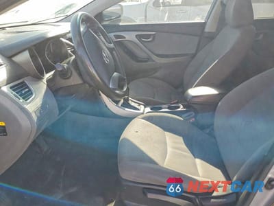 Zdjęcie 7 z 12 samochodu: 2016 HYUNDAI ELANTRA SE VIN:5NPDH4AE6GH727409 - miniatura