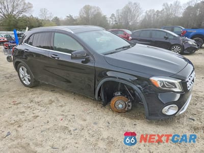 Czwarte zdjęcie samochodu z boku: 2020 MERCEDES-BENZ GLA 250 4MATIC VIN:WDCTG4GB2LU021530 - miniatura
