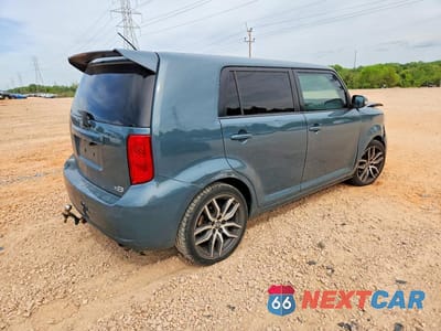 Trzecie zdjęcie samochodu z tyłu: 2009 TOYOTA SCION XB VIN:JTLKE50E591075954 - miniatura