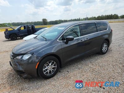 2022 CHRYSLER VOYAGER LX 2C4RC1CGXNR223088 - główne zdjęcie licytacji z USA - miniatura