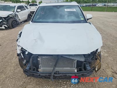 Piąte zdjęcie samochodu w środku: 2025 AUDI Q3 PREMIUM S LINE 45 VIN:WA1DECF37S1010120 - miniatura