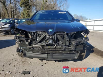 Piąte zdjęcie samochodu w środku: 2025 BMW IX XDRIVE50 VIN:WB523CF06SCT00437 - miniatura