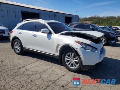 Czwarte zdjęcie samochodu z boku: 2010 INFINITI FX35 BASE VIN:JN8AS1MW8AM851111 - miniatura