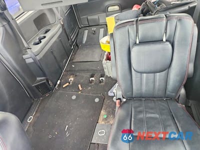 Zdjęcie 10 z 13 samochodu: 2016 DODGE GRAND CARAVAN R VIN:2C4RDGEG6GR242639 - miniatura