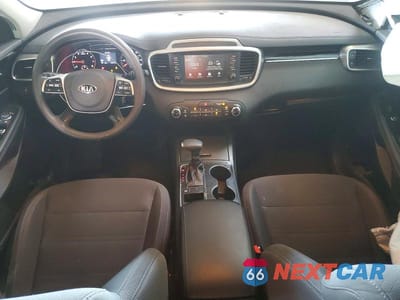 Zdjęcie 8 z 13 samochodu: 2020 KIA SORENTO LX V6 VIN:5XYPG4A50LG622432 - miniatura