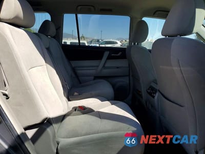 Zdjęcie 11 z 12 samochodu: 2012 TOYOTA HIGHLANDER BASE VIN:5TDZK3EH5CS052176 - miniatura