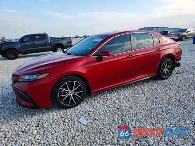 2024 TOYOTA CAMRY SE 4T1T11AK0RU211782 - główne zdjęcie licytacji z USA - miniatura