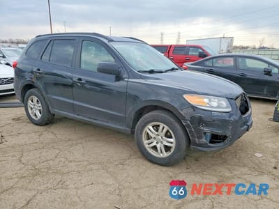 Czwarte zdjęcie samochodu z boku: 2012 HYUNDAI SANTA FE GLS VIN:5XYZGDAG4CG169698 - miniatura