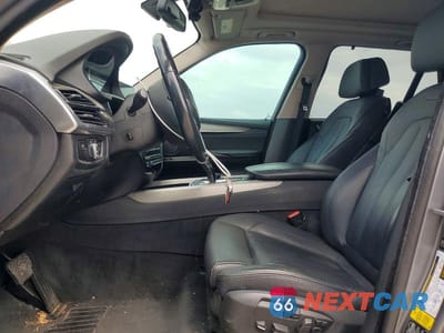 Zdjęcie 7 z 12 samochodu: 2014 BMW X5 XDRIVE50I VIN:5UXKR6C50E0C03214 - miniatura