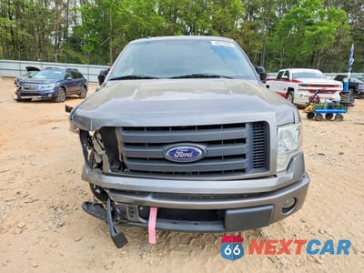 Piąte zdjęcie samochodu w środku: 2010 FORD F150 SUPER CAB VIN:1FTEX1CW1AFB04650 - miniatura