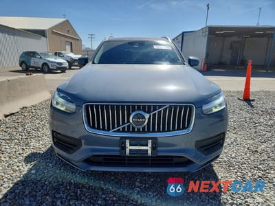 Piąte zdjęcie samochodu w środku: 2020 VOLVO XC90 T6 MOMENTUM VIN:YV4A221K4L1561811 - miniatura
