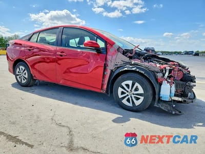 Czwarte zdjęcie samochodu z boku: 2017 TOYOTA PRIUS TWO VIN:JTDKBRFU8H3575426 - miniatura