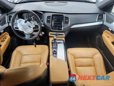 Zdjęcie 8 z 13 samochodu: 2018 VOLVO XC90 T5 VIN:YV4102PK5J1344407 - miniatura