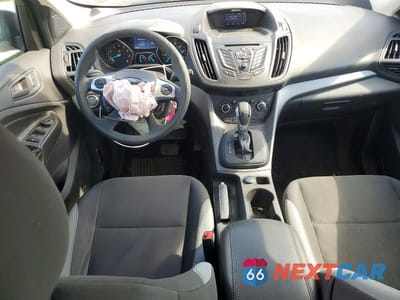 Zdjęcie 8 z 13 samochodu: 2014 FORD ESCAPE S VIN:1FMCU0F77EUB05085 - miniatura