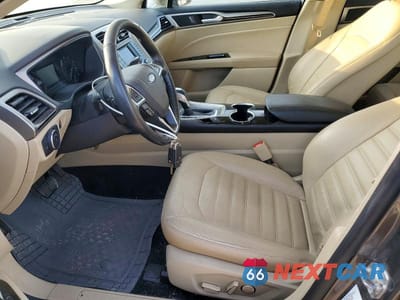 Zdjęcie 7 z 12 samochodu: 2015 FORD FUSION SE VIN:3FA6P0H98FR235687 - miniatura